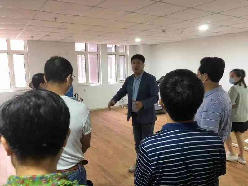 西青区政协辅导前来西青18新利LUCK智慧为老服务中心调研领导工